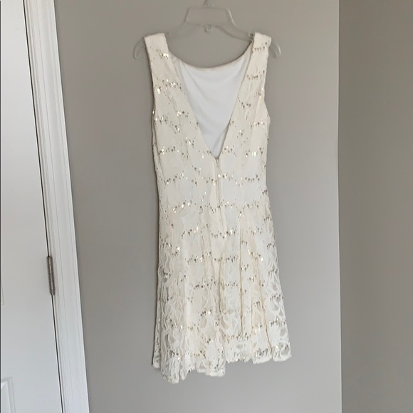 Camille La Vie Lace and Sequin Dress - Picture 3 of 4